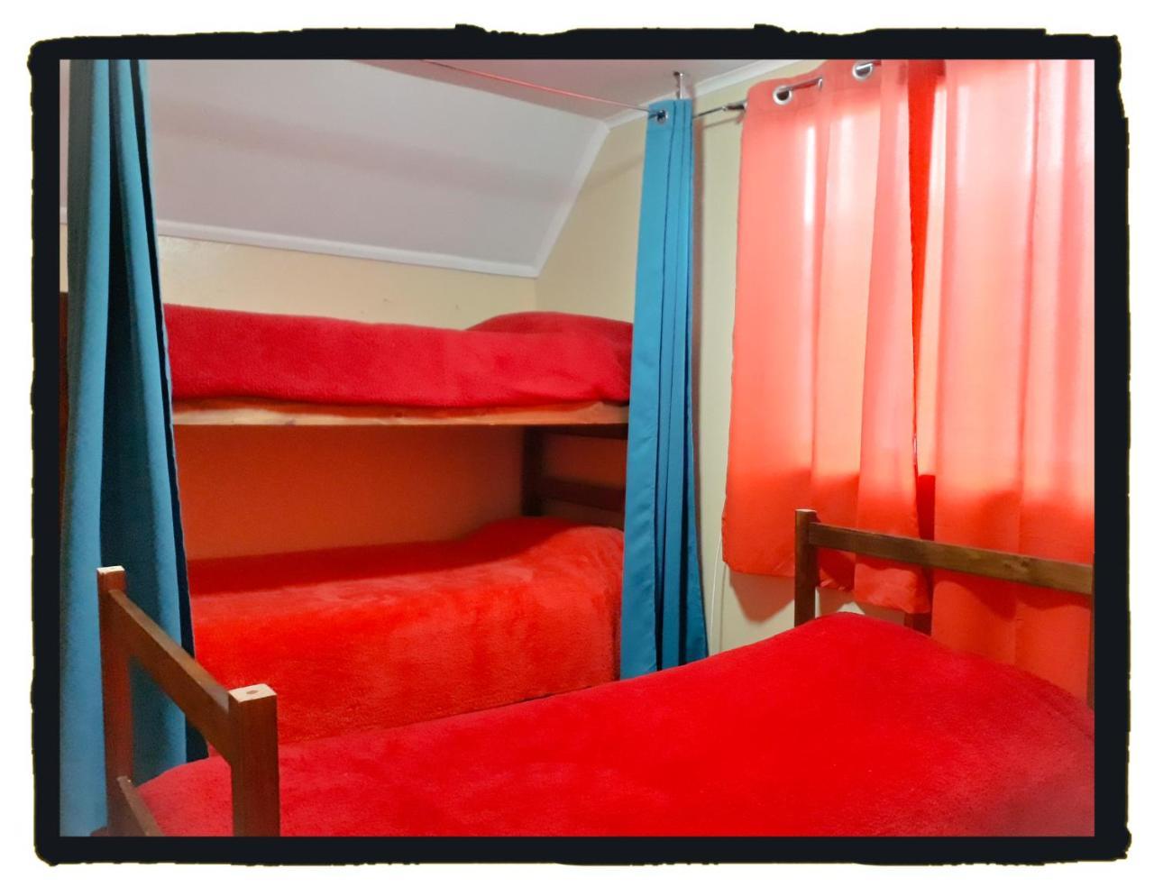 La Llar Hostel パンギプジ エクステリア 写真
